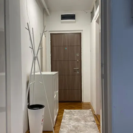 Ag Double Bedroom 公寓 贝尔格莱德